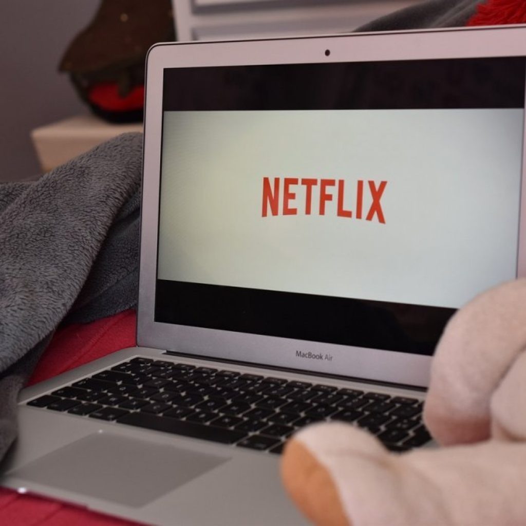 Netflix (NFLX34): sites de divisão de contas ajustam preço