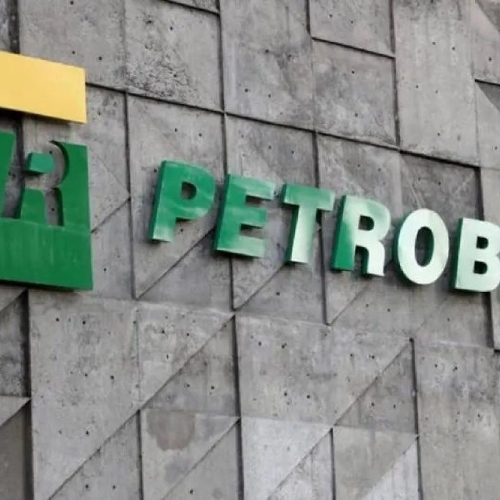 Petrobras conclui venda de 3 usinas termelétricas