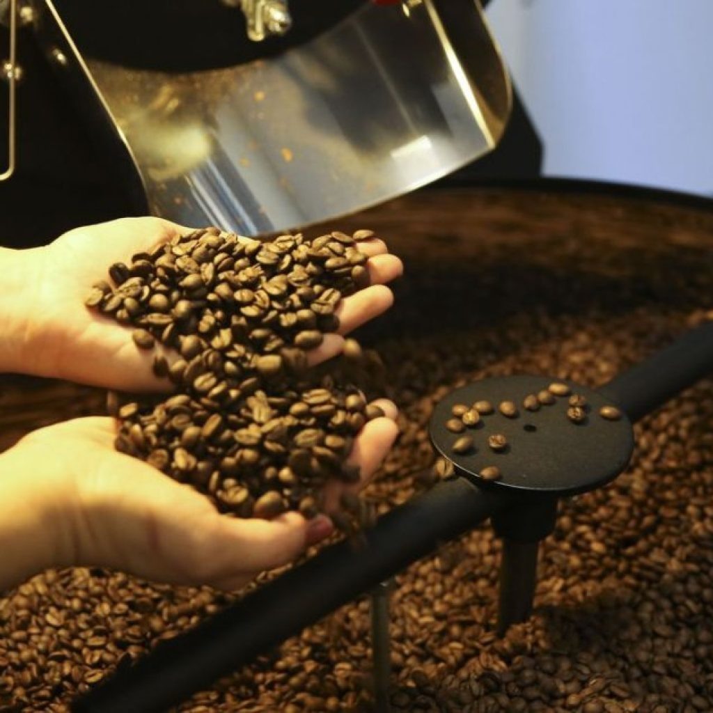 Comercialização de café 2021/22 do Brasil chega a 48% da produção esperada