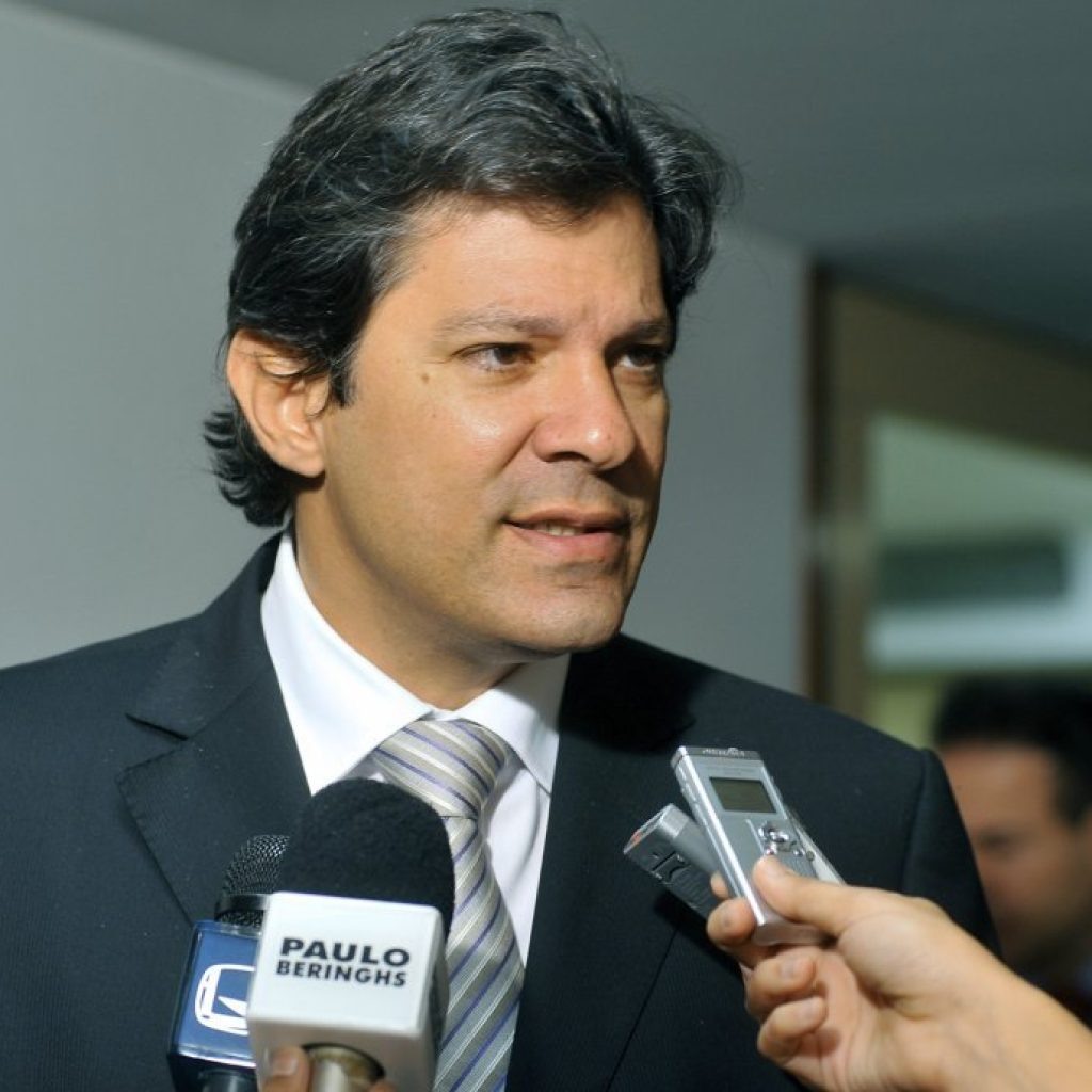 Haddad poderá ser ministro da Economia de Lula