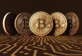Retrospectiva 2021: Bitcoin atinge 90% da mineração total