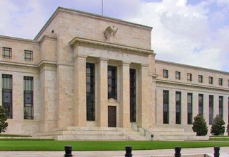Powell diz que Fed poderá voltar a subir juros em setembro