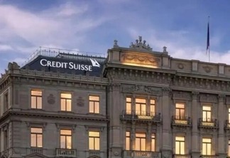 Credit Suisse fecha em alta de 19