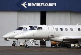Embraer (EMBR3) tem queda de 30