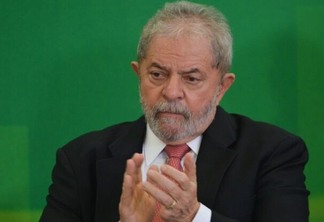 Governo Lula irá voltar com a tributação sobre os combustíveis