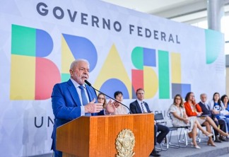 Lula visita áreas atingidas por temporais em SP