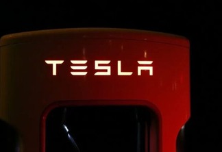 Tesla (TSLA34) tem alta de 59% no lucro do 4T22