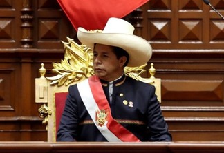 Congresso aprova impeachment no Peru; Castillo é preso
