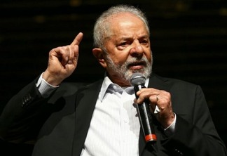 Lula anunciará ministros após diplomação