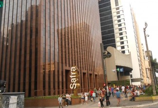 Safra anuncia compra do banco Alfa por R$ 1 bilhão