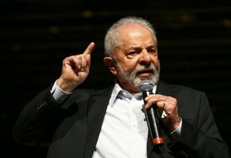 Lula volta a criticar juros alto