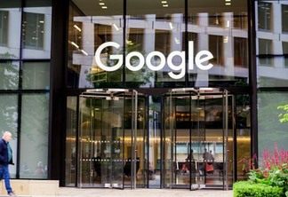 Google (GOGL34) demite engenheiro por afirmar que inteligência artificial tinha consciência