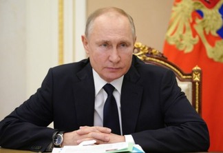 Putin proíbe uso de criptomoedas para pagamentos