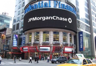 CEO do JP Morgan alerta sobre “furacão” na economia