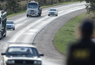Corte no Orçamento federal deixa estradas sem manutenção
