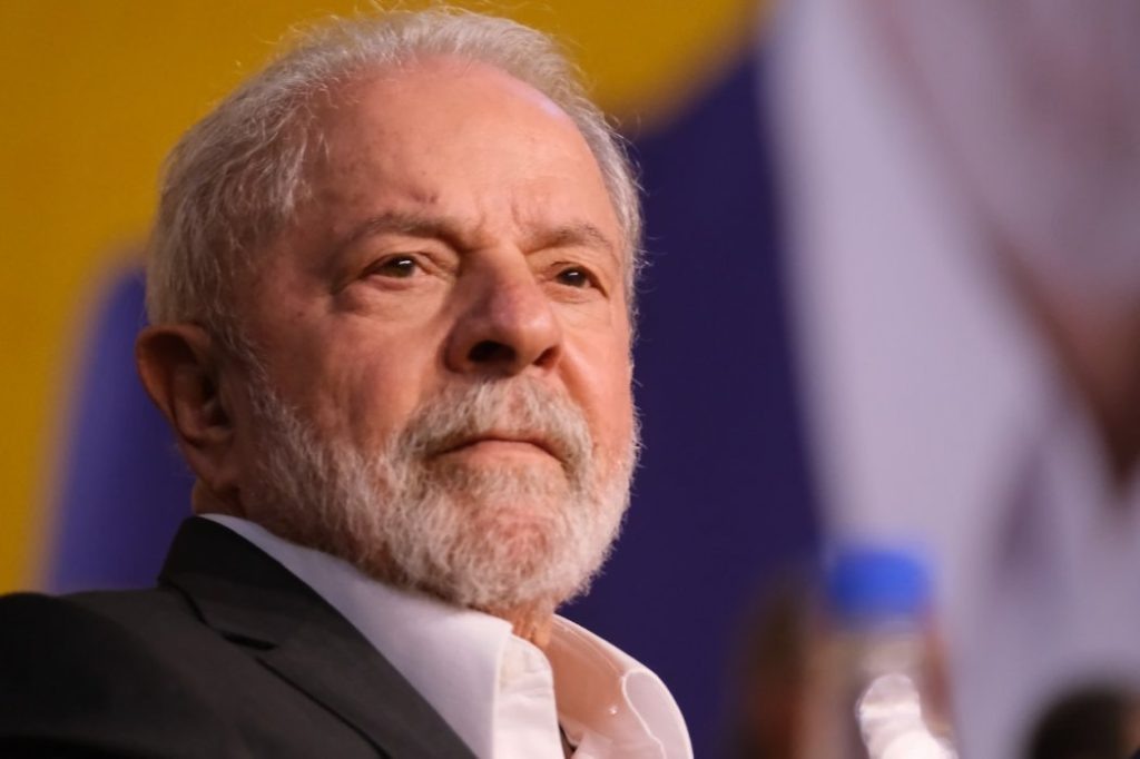 Lula defende moeda alternativa ao dólar para Brics