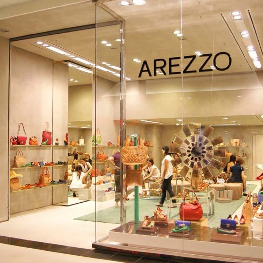 Arezzo recua mais de 3% após anúncio de oferta restrita