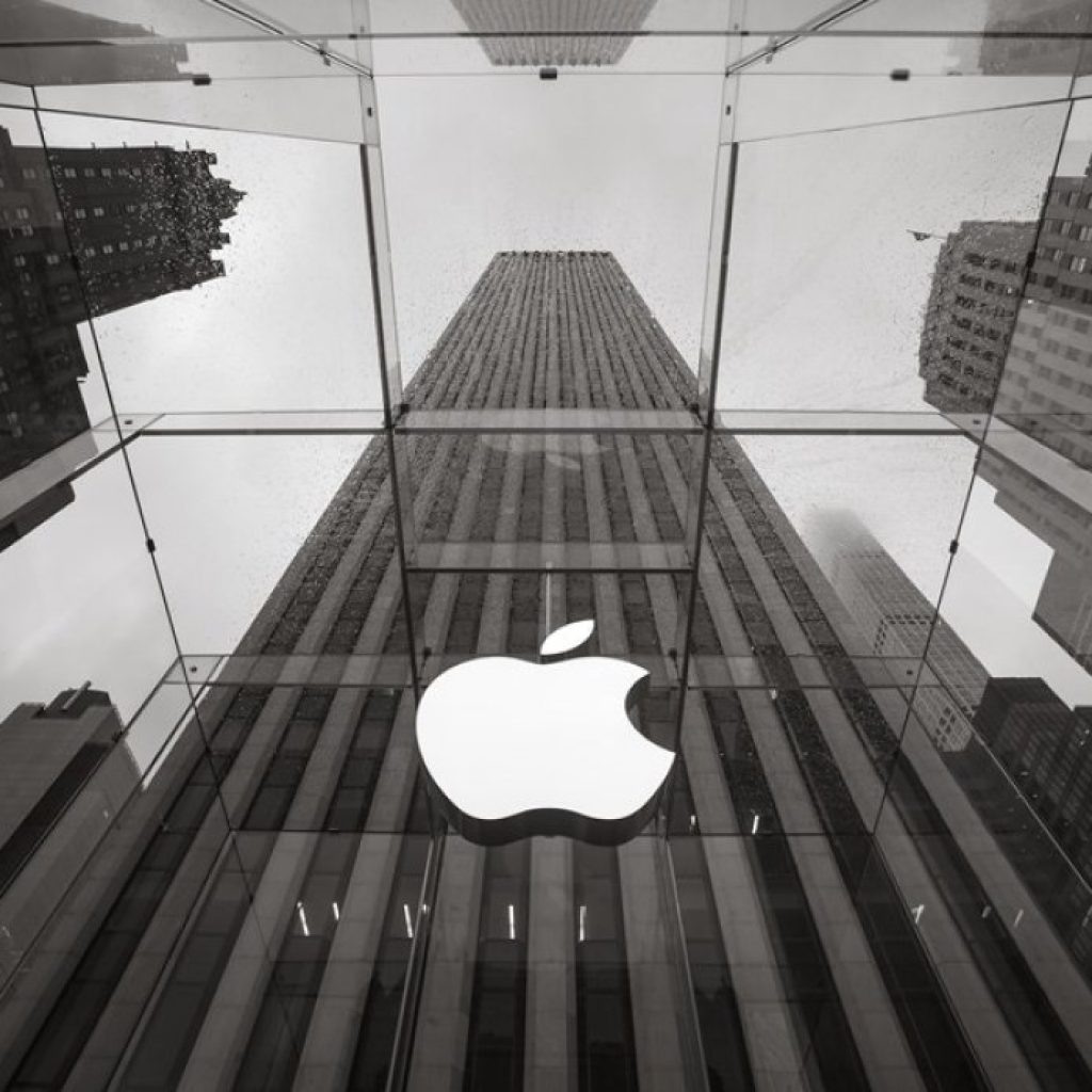 Apple aponta fortes resultados com menor risco da Ômicron
