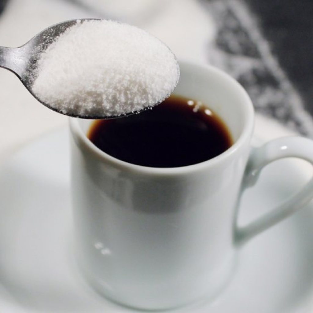 Café e açúcar bruto fecham em queda na ICE