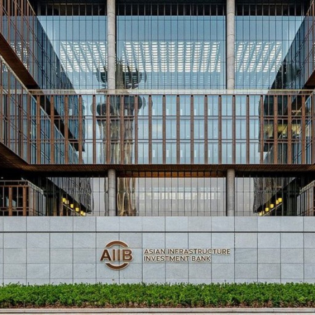 Governo fecha acordo de R$ 26 mi com Banco Asiático de Investimentos