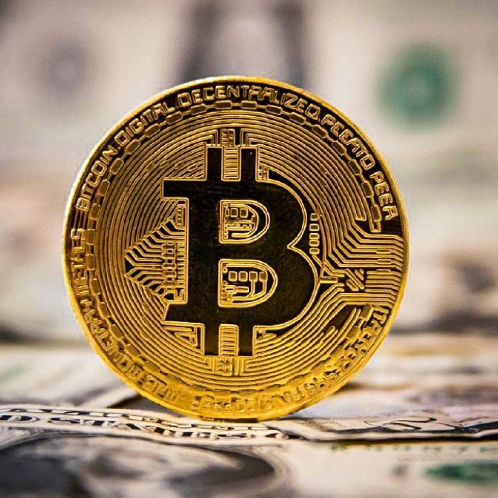 El Salvador torna-se primeiro país a ter bitcoin como moeda oficial