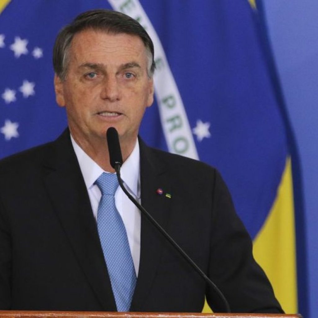 Bolsonaro afirma que não fará 'ruptura' com STF