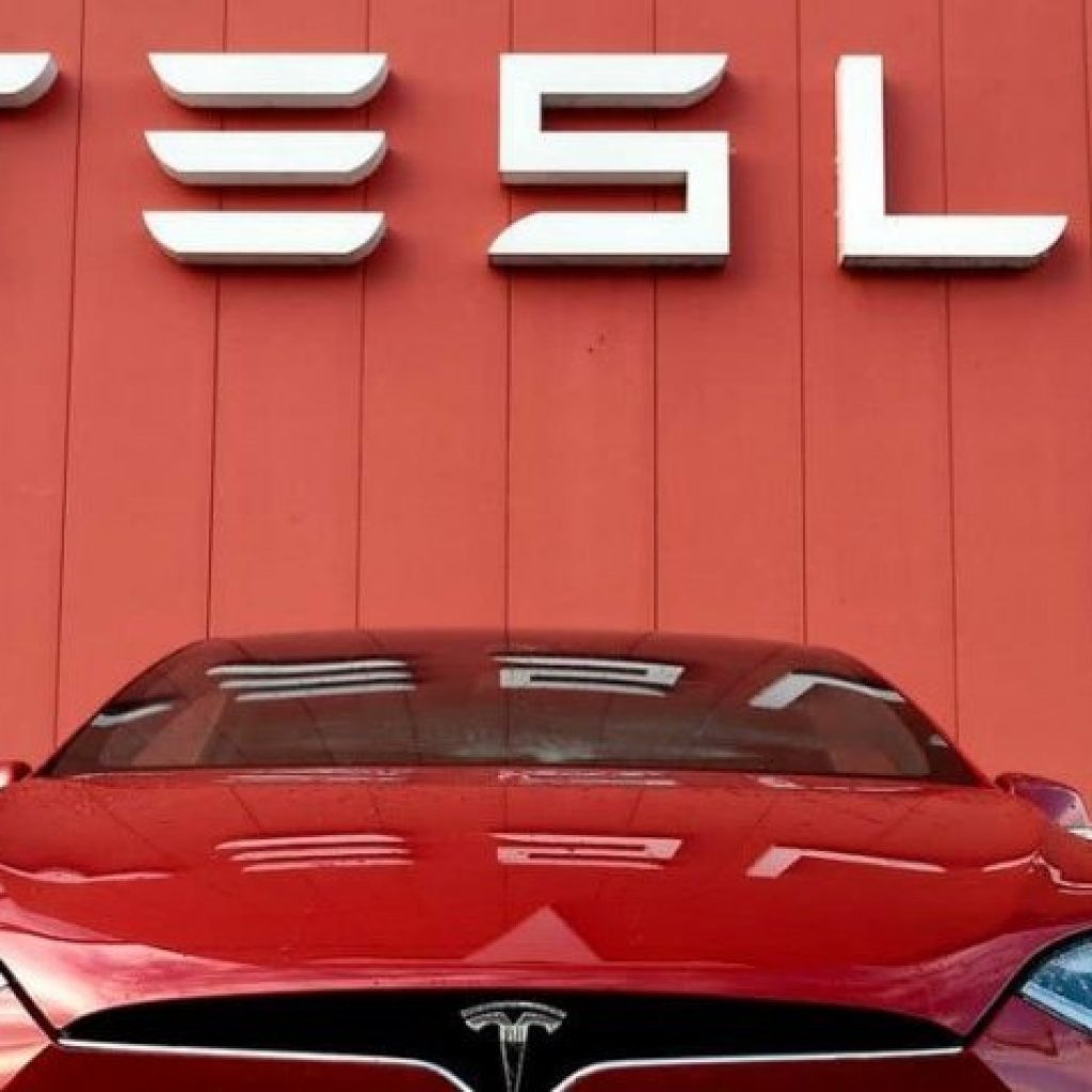Tesla tem lucro recorde no 2º trimestre e supera US$ 1 bilhão