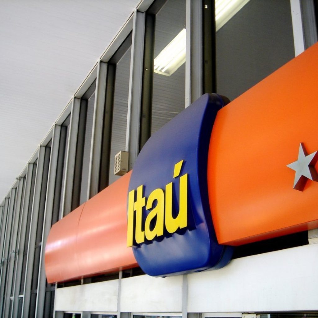 Itaú (ITUB4): analistas avaliam positivamente resultados da companhia