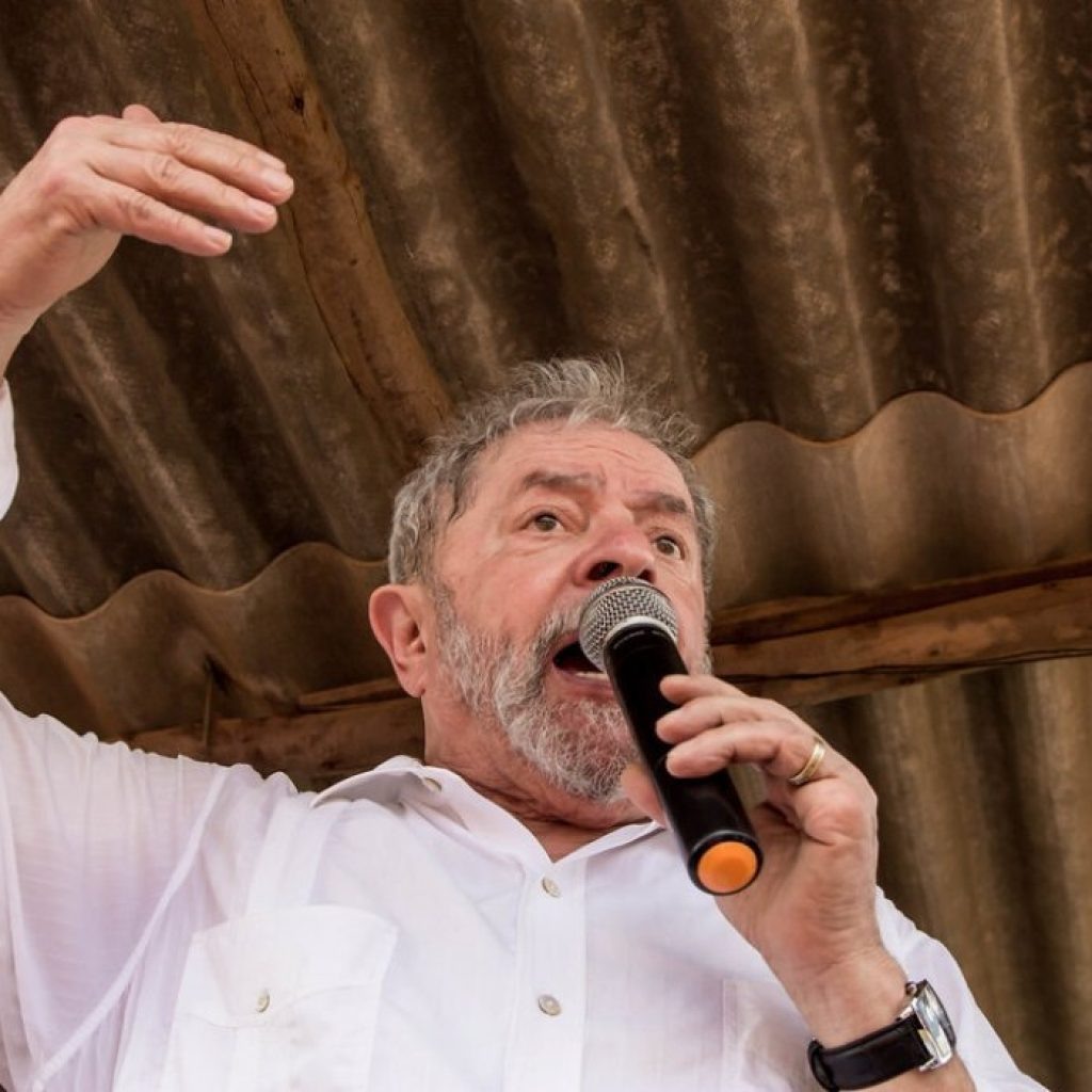 Lula tentará trabalhar com juros mais baixos caso eleito
