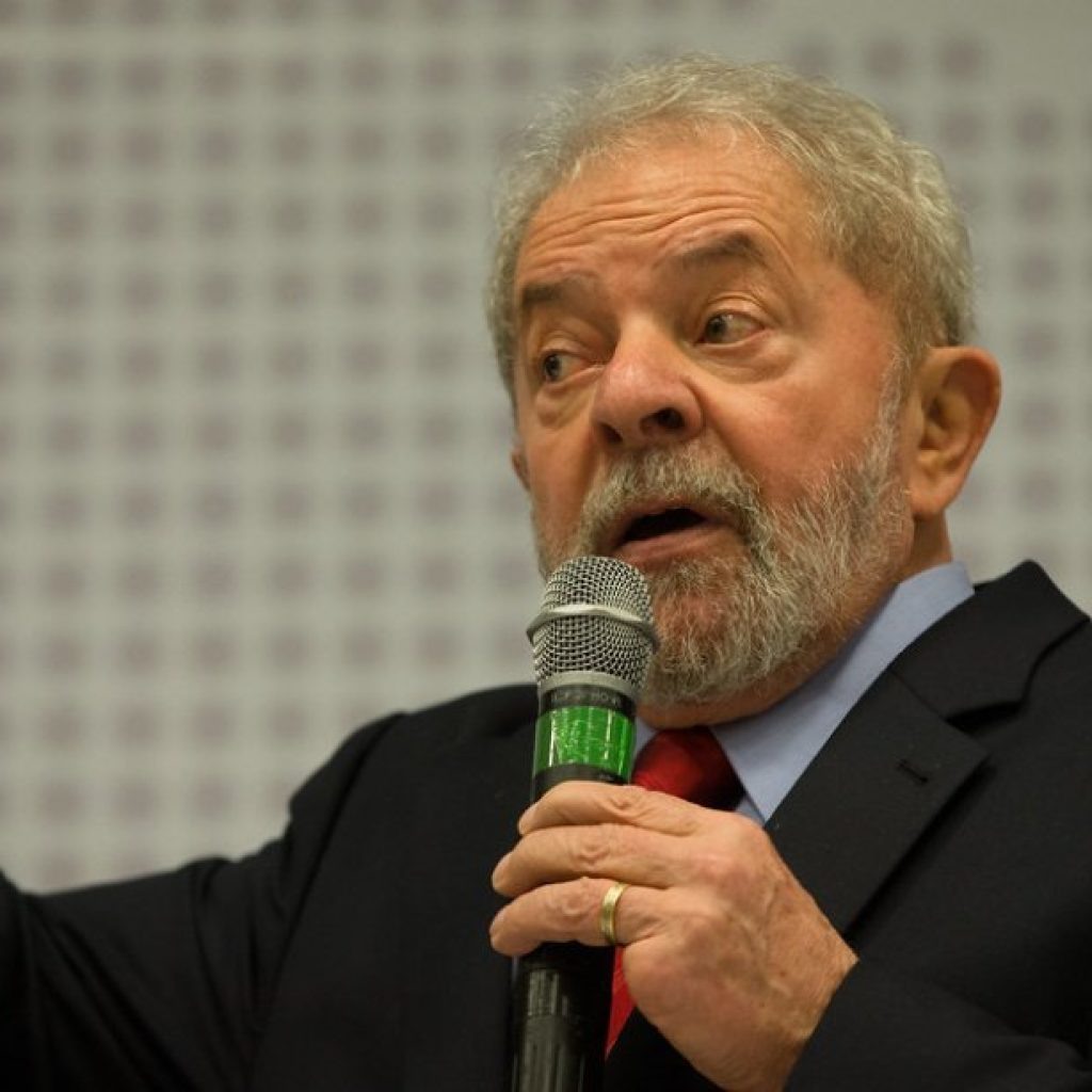 Lula lidera pesquisas eleitorais