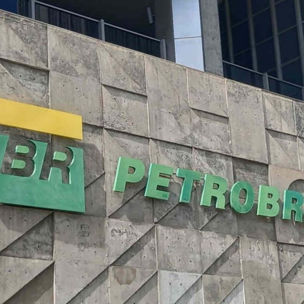 Petrobras (PETR4) deve se beneficiar da (nova) alta do petróleo