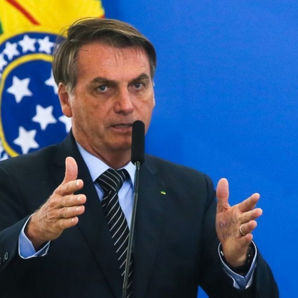 Bolsonaro formaliza candidatura à reeleição em megaevento do PL no RJ