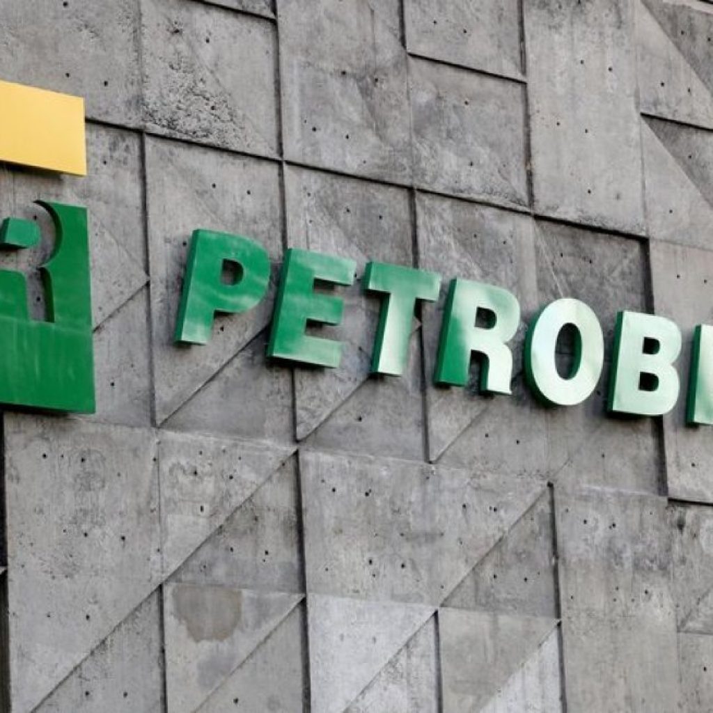 Petrobras (PETR3;PETR4) fará assembleia em agosto para avaliar candidatos ao Conselho