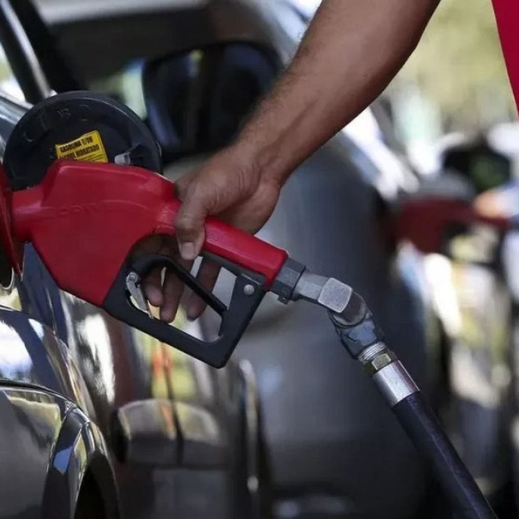 Preço da gasolina tem queda de 6