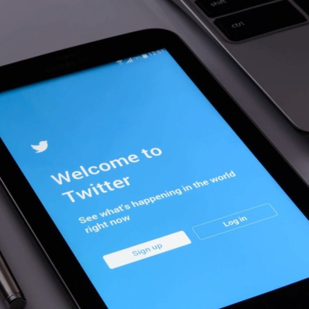 Twitter (TWTR34) afirma remover mais de 1 milhão de contas falsas por dia