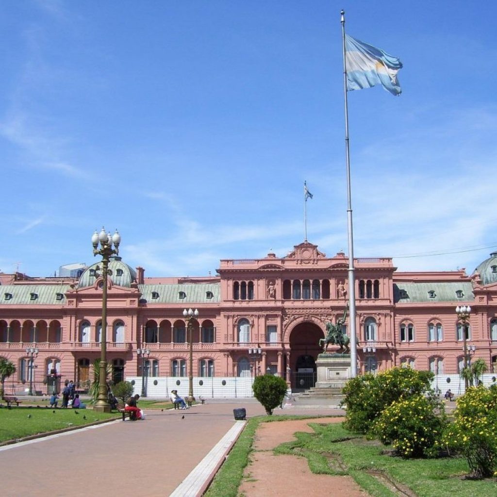 Banco Central da Argentina aumenta sua taxa de juros para 52%