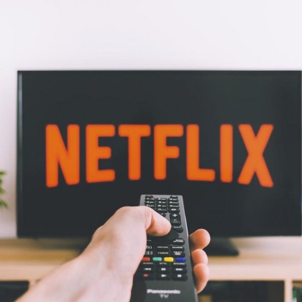 Netflix (NFLX34): ações da plataforma Roku disparam após rumores de venda