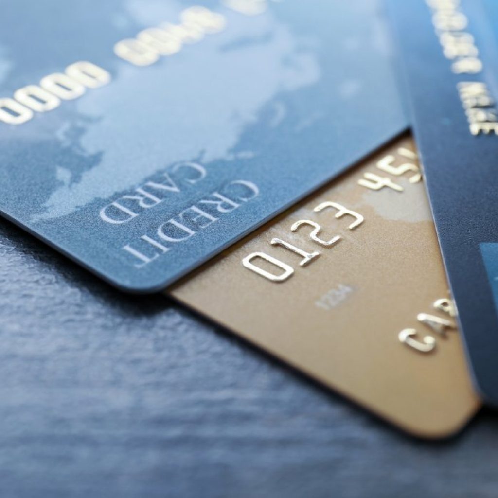 Crédito ou débito: entenda diferença e qual a melhor forma de pagamento