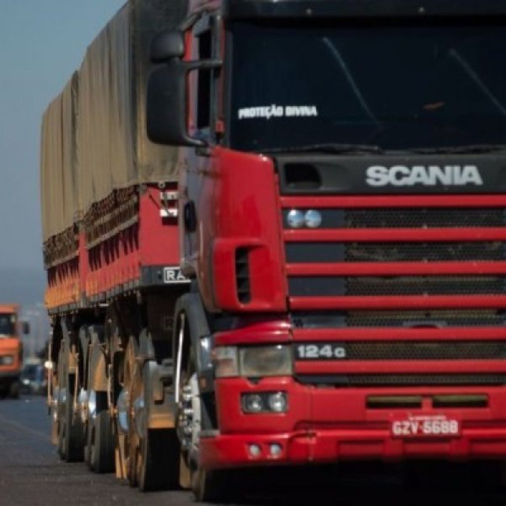 Greve dos caminhoneiros: líder culpa Bolsonaro e avisa que "país vai parar novamente"