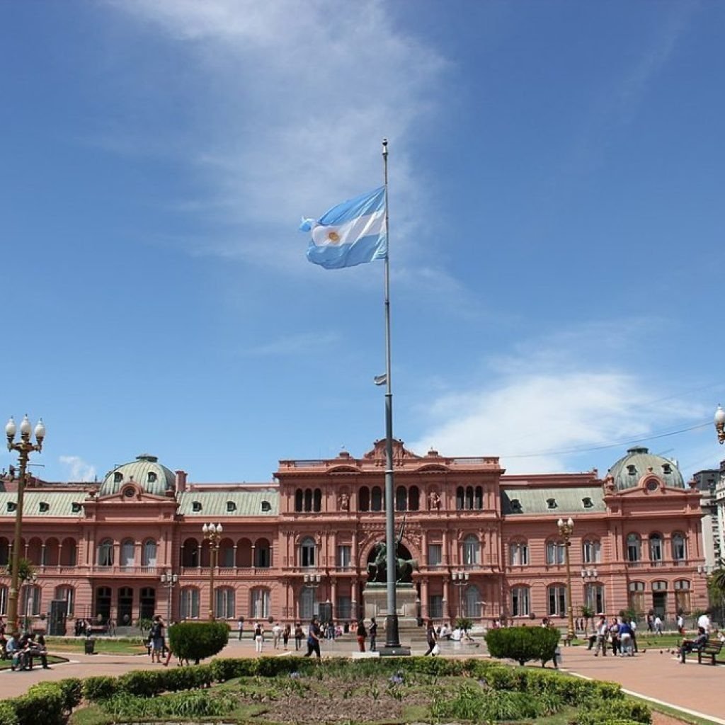Argentina anuncia imposto sobre “ganhos inesperados” de empresas