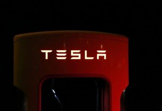 Tesla (TSLA34) faz recall de quase 16 mil veículos nos EUA