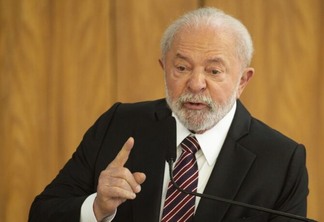 Lula discutirá criação de bloco na América do Sul nesta terça