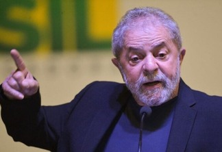 Lula defende indústria forte e faz "aceno" para agronegócio