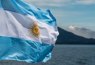 Argentina: maior taxa de juros já registrada; implementação de nova cédula