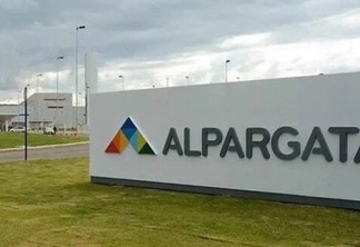 Alpargatas (ALPA4): J.P. Morgan corta recomendação de compra