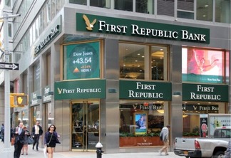 Ações do First Republic Bank despencam com boatos de intervenção federal