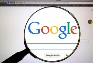 Google (GOGL34) fará novos cortes de gastos para atingir metas