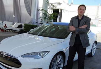 Elon Musk é o primeiro bilionário a perder US$ 200 bi de fortuna
