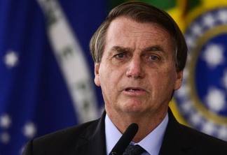 Bolsonaro afirma que não irá falar para apoiadores