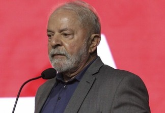 Lula e Gleisi se reúnem para discutir PEC da Transição e Fazenda